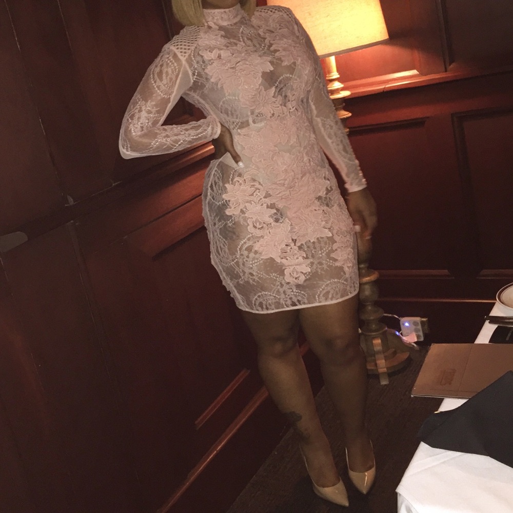 Dress. Only worn once.House of CB